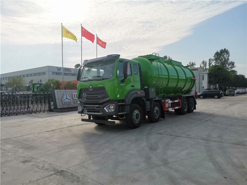 國(guó)六重汽豪瀚污泥運(yùn)輸車(chē)